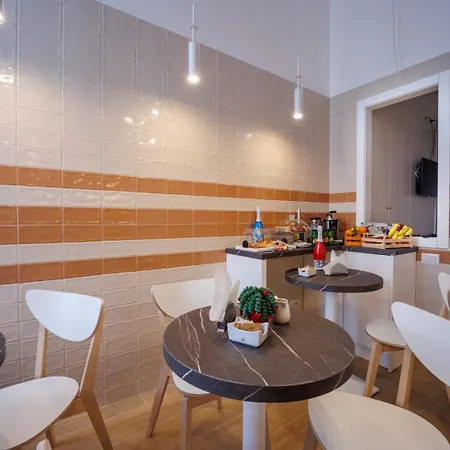 Maria Maruzzella Luxury 4* Napoli